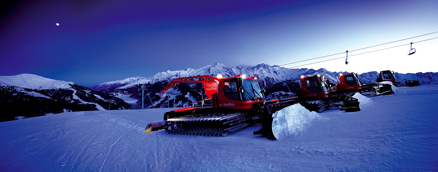 Pistenraupen im Skigebiet Zillertal